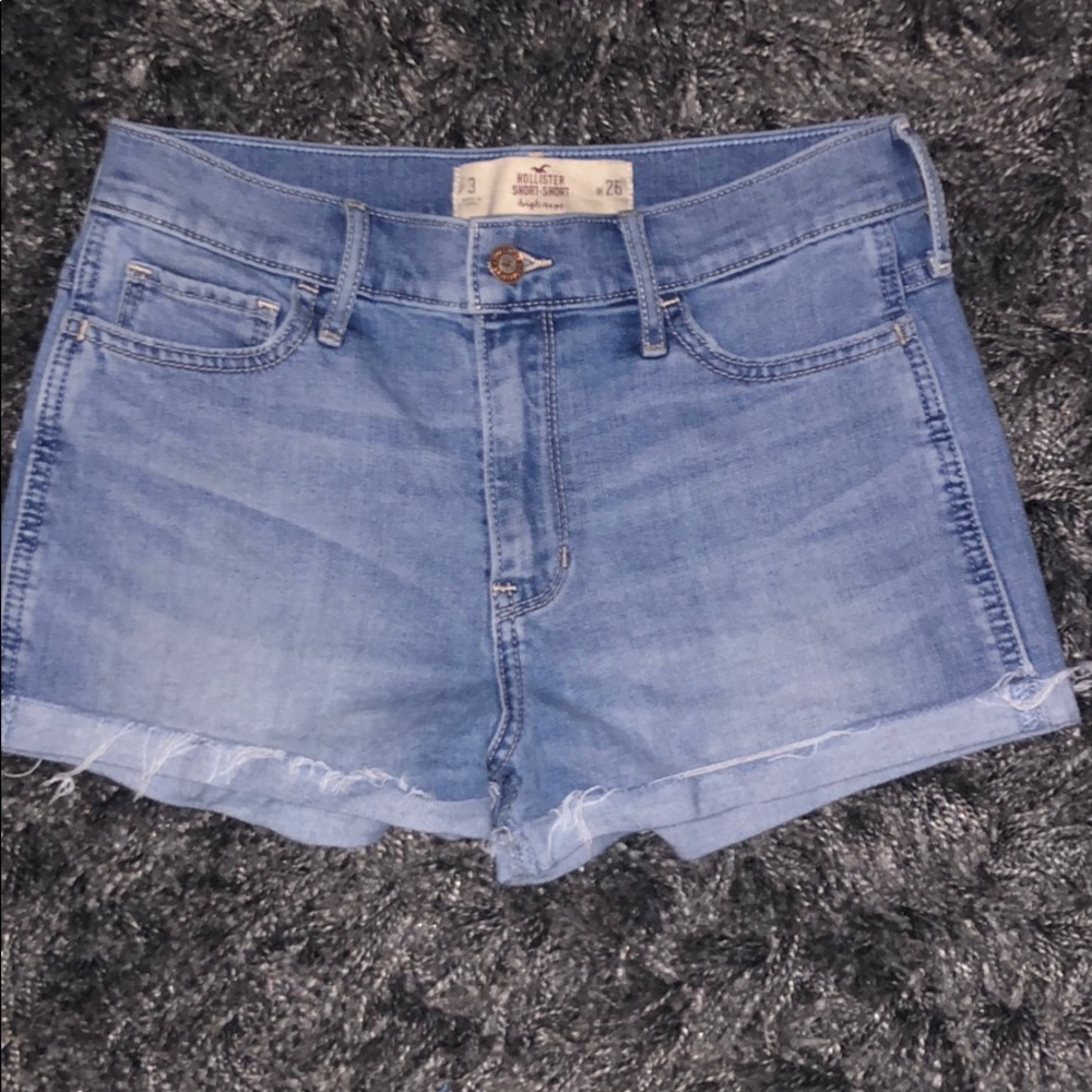 Hollister short-short high rise jean shorts size26